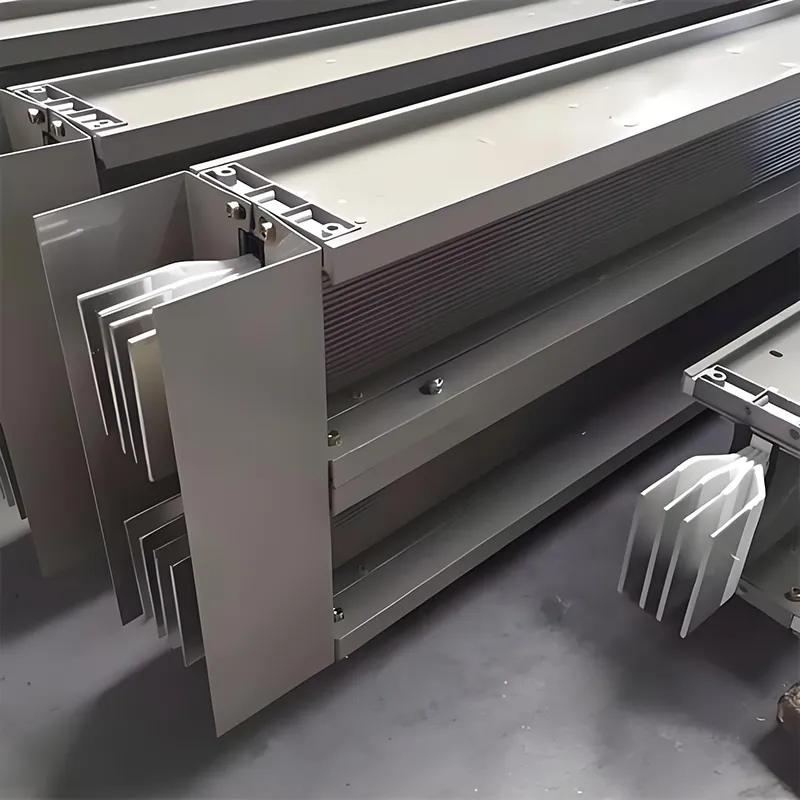 कमी व्होल्टेज सँडविच बसवे